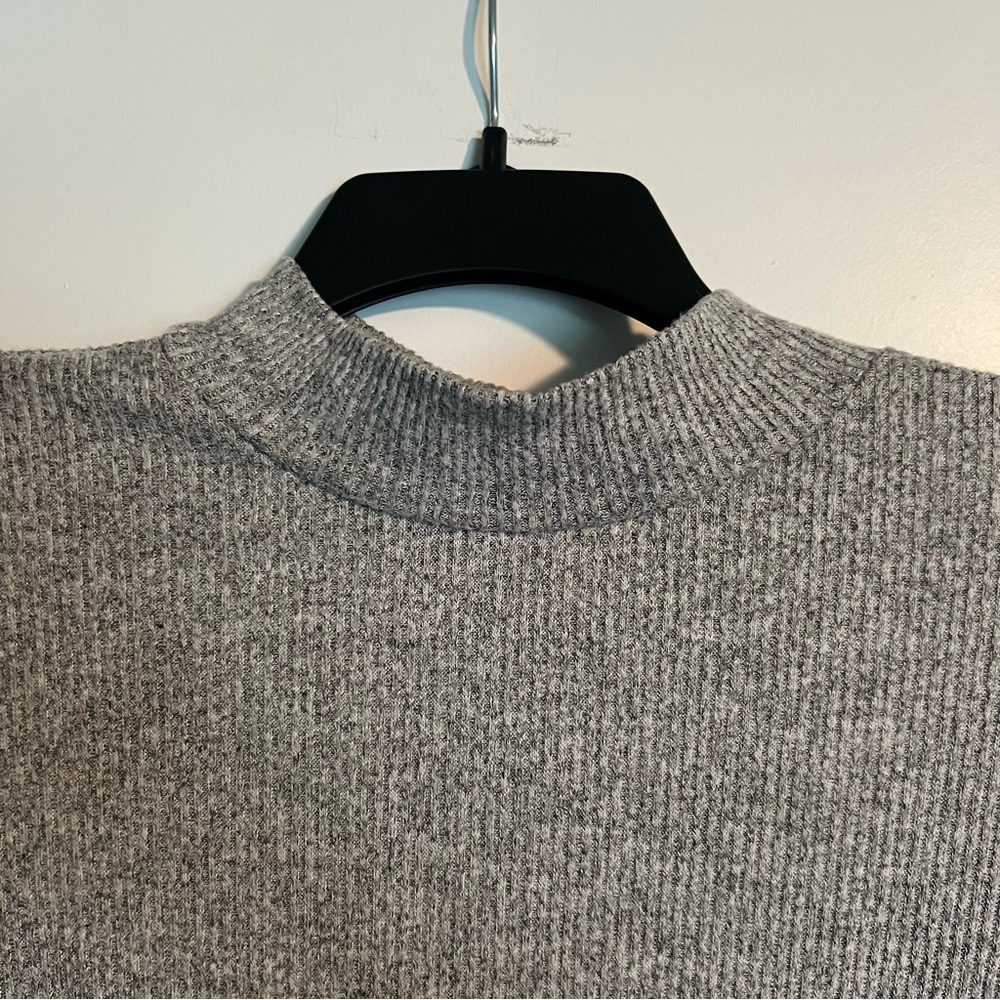 EXPRESS GREY MOCK NECK LONG SLEEVE SHIFT DRESS - Picture 4 of 4